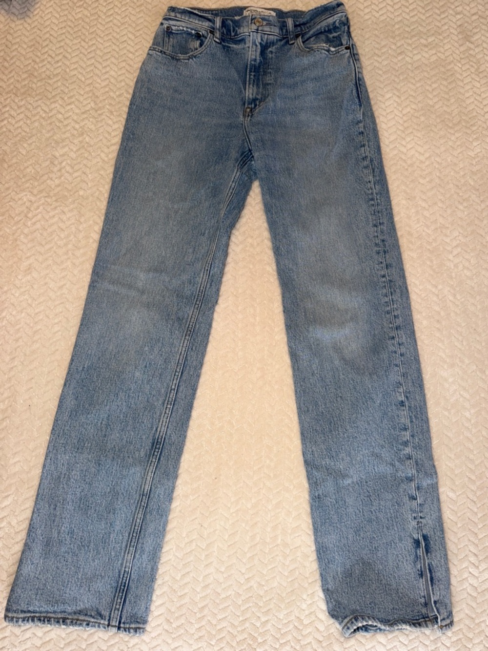 Abercrombie & Fitch 90s Straight Ultra High Rise Jeans Size 28 / 6R